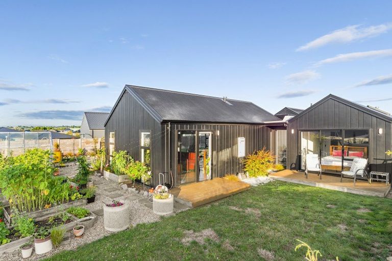 Photo of property in 7 Tuapapa Road, Wharewaka, Taupo, 3330