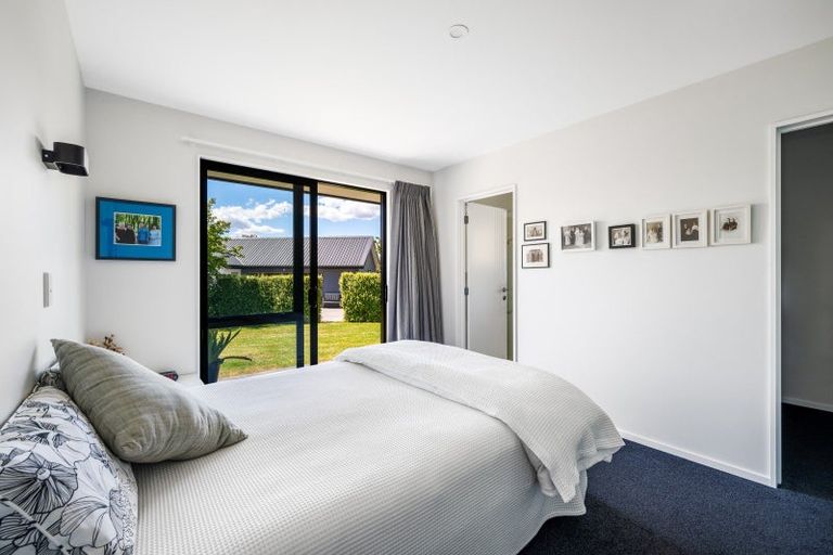 Photo of property in 65 Kelliher Drive, Wanaka, 9305