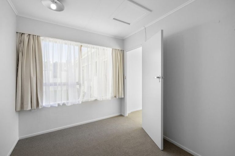 Photo of property in 41 Maratahu Street, Westown, New Plymouth, 4310