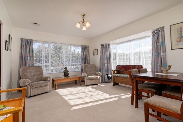 Photo of property in 33 Reading Street, Greytown, 5712