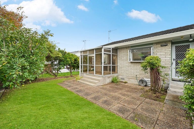 Photo of property in 15 Bains Avenue, Hamilton East, Hamilton, 3216