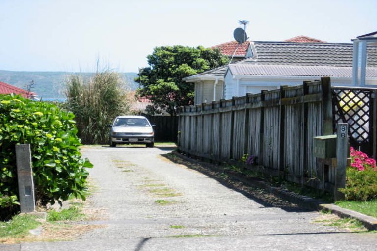 Photo of property in 8b Tireti Road, Titahi Bay, Porirua, 5022