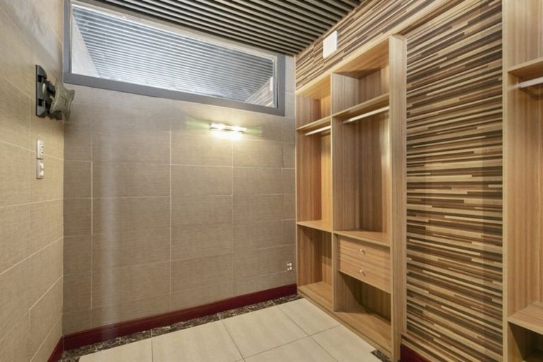 Photo of property in 228/21 Left Bank, Te Aro, Wellington, 6011