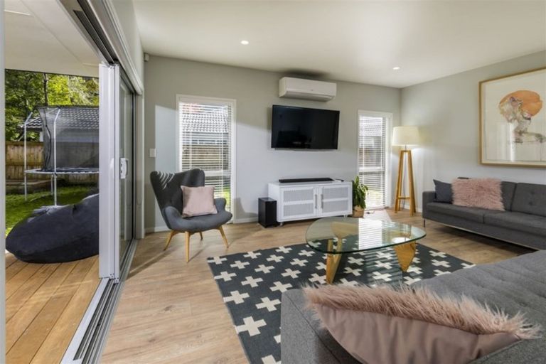 Photo of property in 48 Crabb Fields Lane, Riverhead, 0820