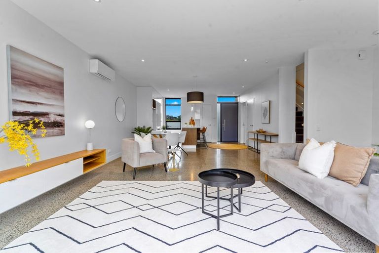 Photo of property in 254 Hobsonville Point Road, Hobsonville, Auckland, 0616