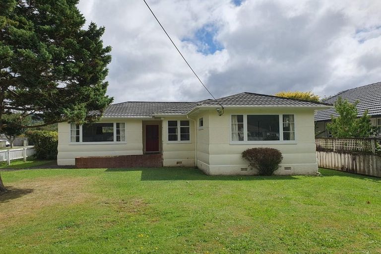 Photo of property in 33 John Street, Trentham, Upper Hutt, 5018