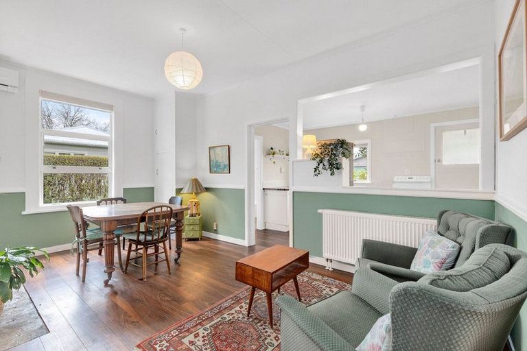 Photo of property in 30 Clare Street, Cambridge, 3434