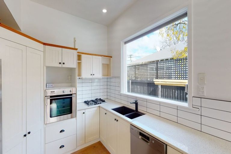Photo of property in 207 Westminster Street, Mairehau, Christchurch, 8013