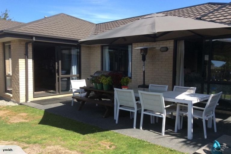 Photo of property in 13 Rochester Crescent, Rolleston, 7614