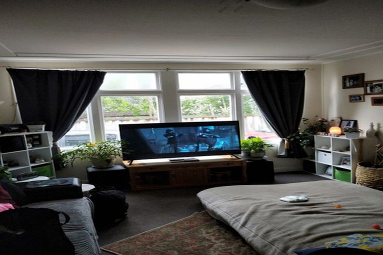 Photo of property in 18b Mckenzie Street, Levin, 5510