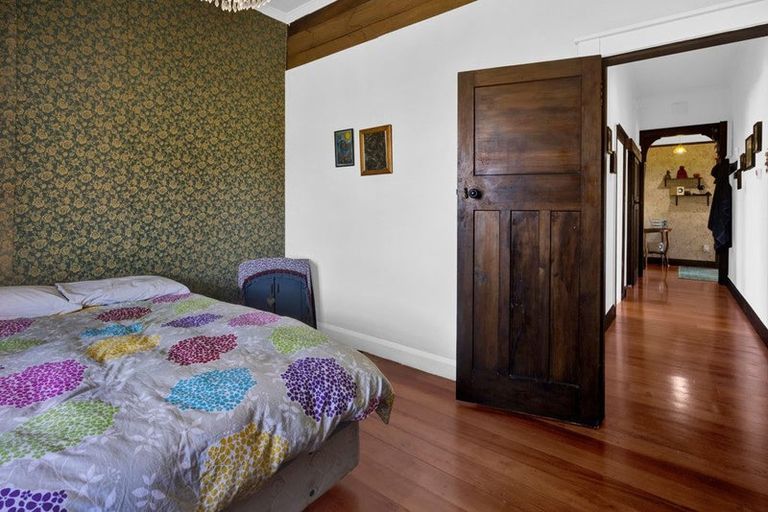Photo of property in 21 Egmont Street, Patea, 4520