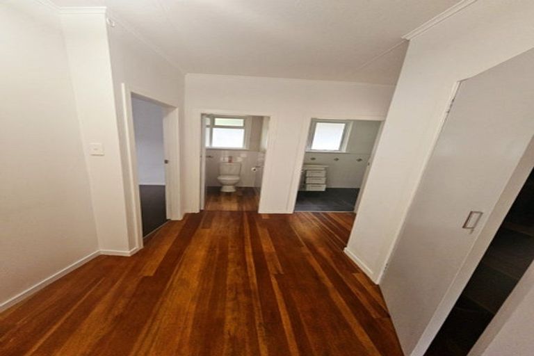 Photo of property in 18 Mount View Road, Bastia Hill, Whanganui, 4500