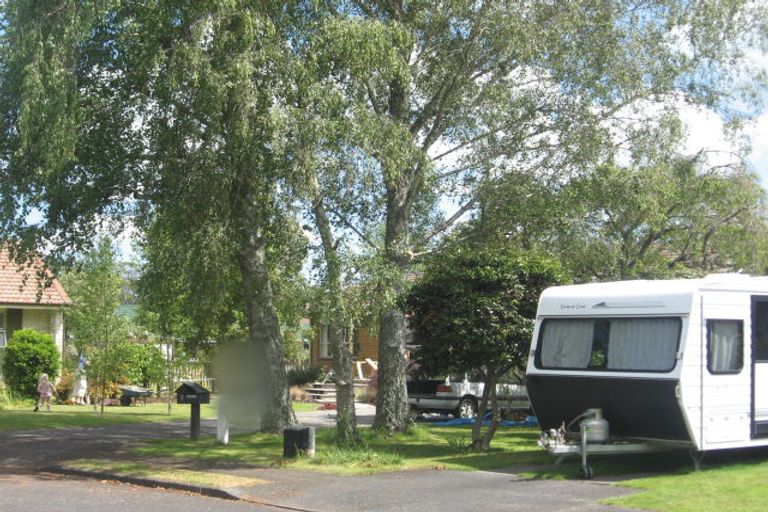 Photo of property in 2 Gilchrist Place, Cambridge, 3434