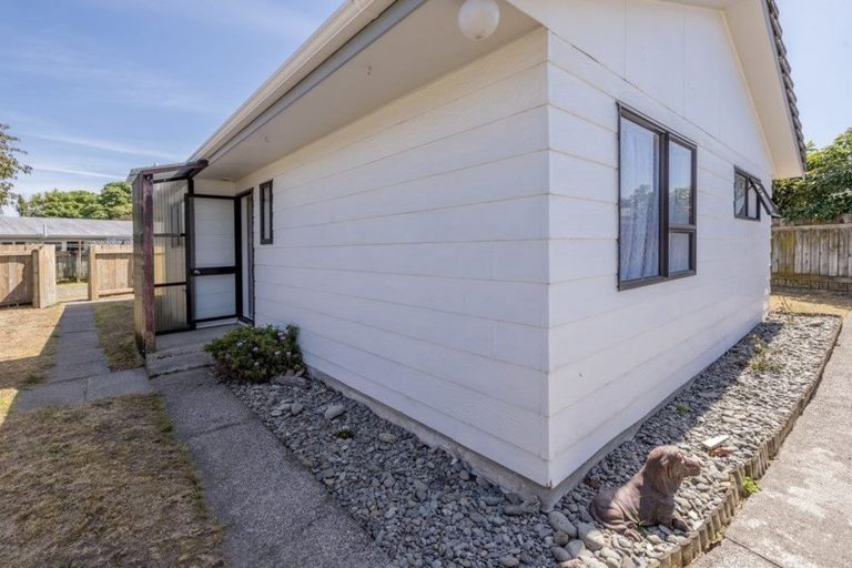 Photo of property in 9a Rodney Grove, Paraparaumu, 5032