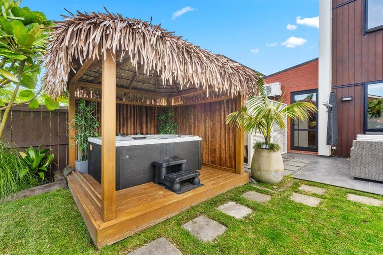 Photo of property in 6 Kanuka Road, Hobsonville, Auckland, 0616