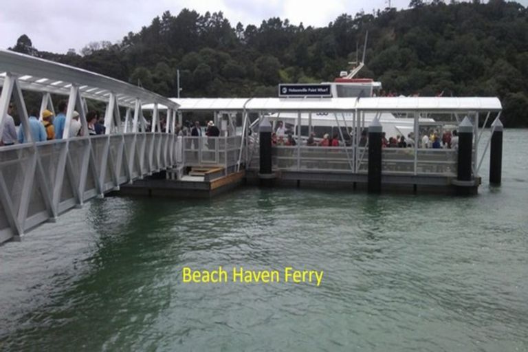 Photo of property in The Haven, 14/120 Beach Haven Road, Beach Haven, Auckland, 0626