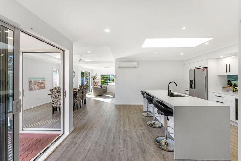 Photo of property in 18 Torrey Pines, Waimairi Beach, Christchurch, 8083