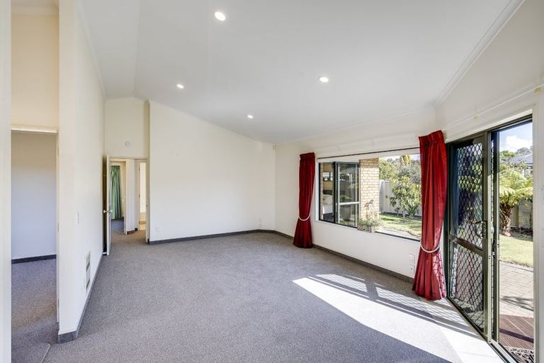 Photo of property in 35 Beaufort Place, Taradale, Napier, 4112