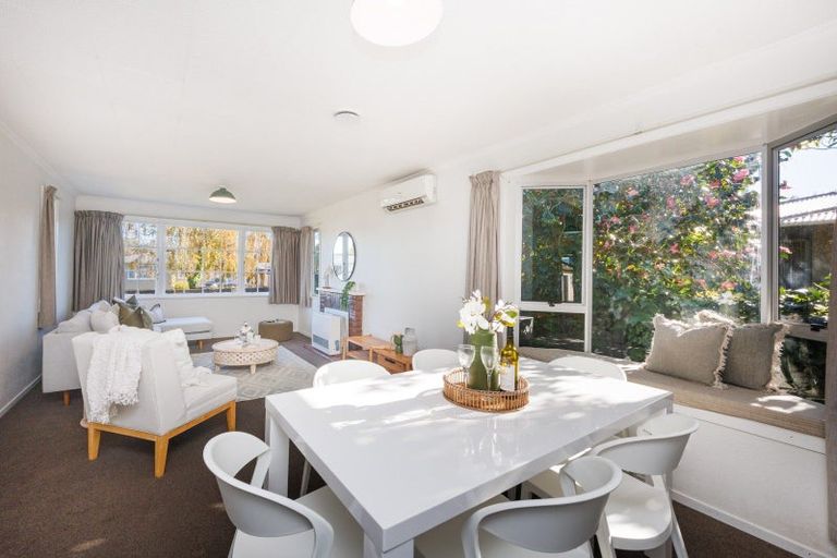 Photo of property in 8 Norwich Place, Awapuni, Palmerston North, 4412