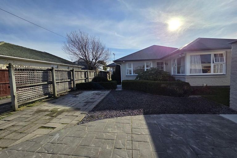Photo of property in 1/8 Coniston Avenue, Ilam, Christchurch, 8041