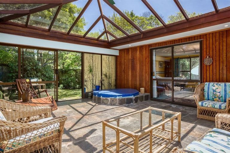 Photo of property in 12 Observatory Close, Whitby, Porirua, 5024