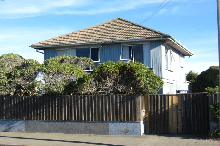Photo of property in 229 Marine Parade, New Brighton, Christchurch, 8061