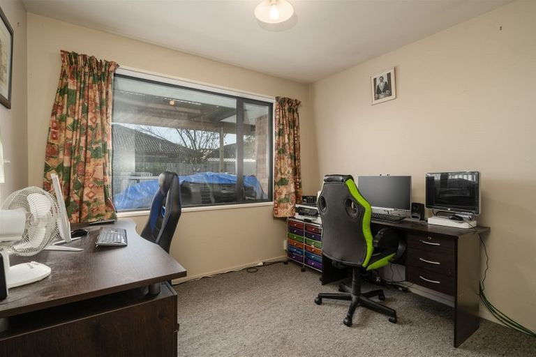 Photo of property in 18 Marlowe Place, Rolleston, 7614