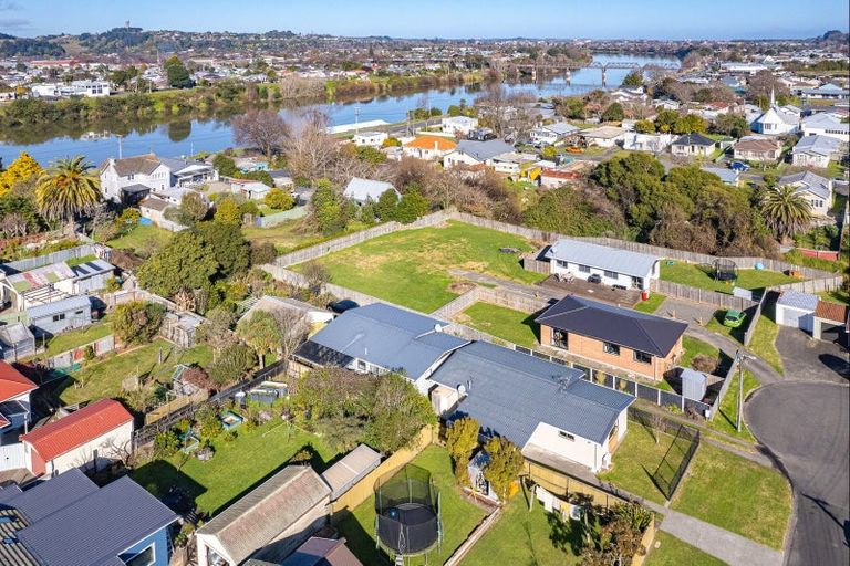 Photo of property in 3 Queen Street, Aramoho, Whanganui, 4500