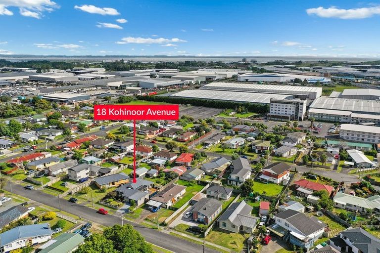 Photo of property in 18 Kohinoor Avenue, Mangere, Auckland, 2022