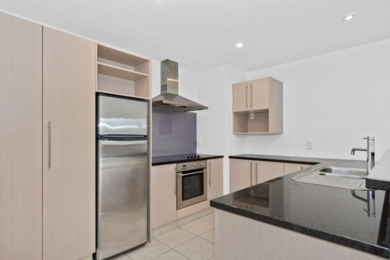 Photo of property in 106/27 Banks Avenue, Mount Maunganui, 3116