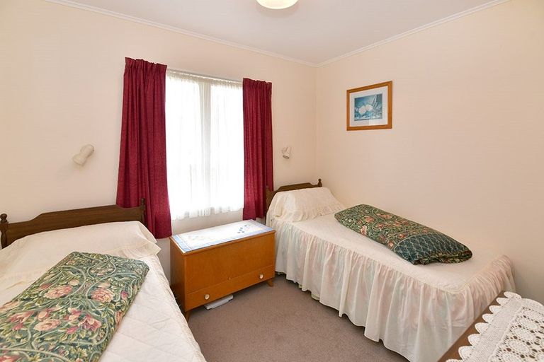 Photo of property in 12 Nelson Street, Helensville, 0800