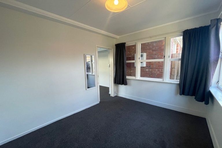 Photo of property in 43 Hallberry Road, Mangere East, Auckland, 2024