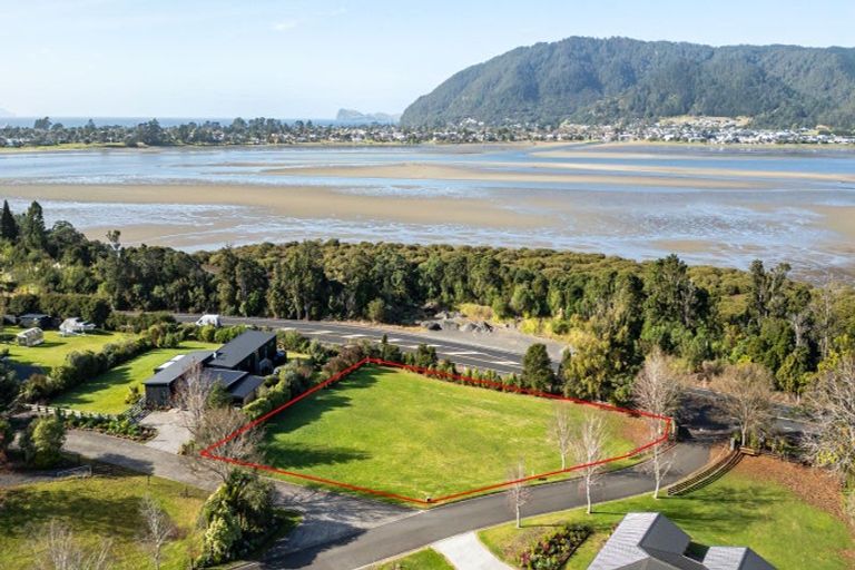 Photo of property in 6 Aldermen Lane, Tairua, 3579