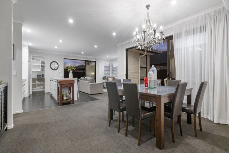 Photo of property in 8 Sarcodia Place, Papamoa Beach, Papamoa, 3118