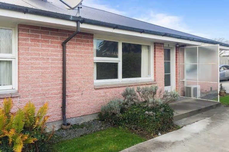 Photo of property in 2/11 Maxwell Street, Riccarton, Christchurch, 8041