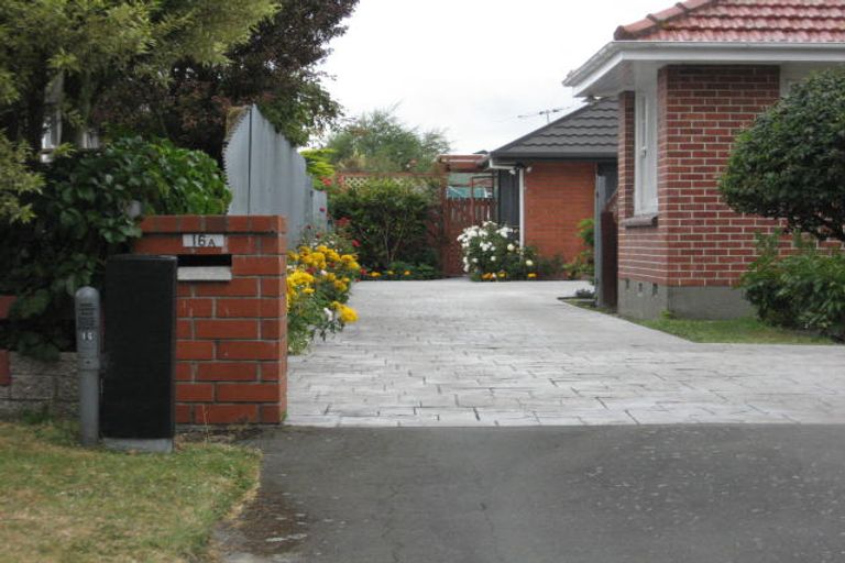 Photo of property in 16 Angela Street, Upper Riccarton, Christchurch, 8041