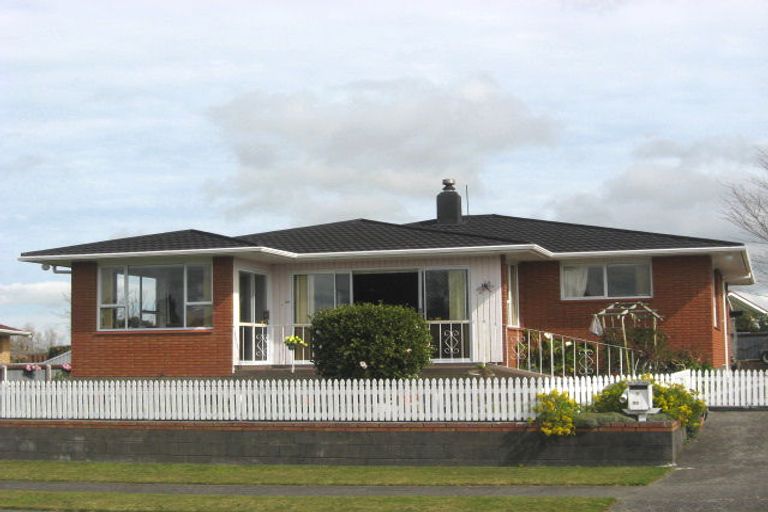 Photo of property in 29 Oberon Street, Stratford, 4332