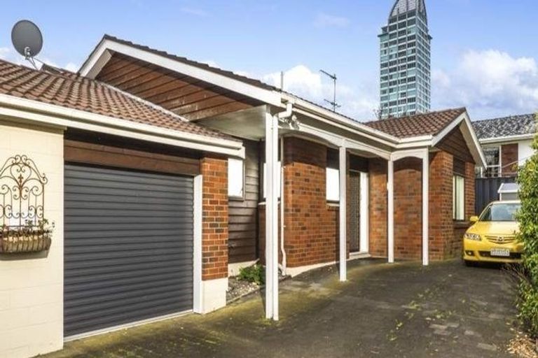 Photo of property in 3/27 Byron Avenue, Takapuna, Auckland, 0622