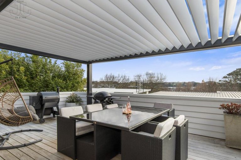 Photo of property in 133 Lakes Boulevard, Pyes Pa, Tauranga, 3112