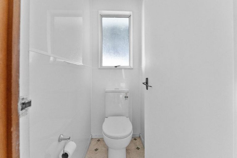 Photo of property in 71 Dorset Avenue, Lynmouth, New Plymouth, 4310