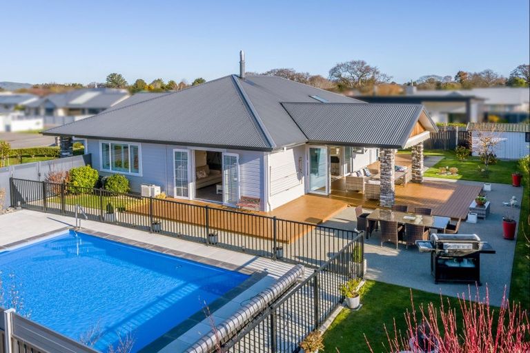 Photo of property in 31 Westwood Avenue, Greytown, 5712