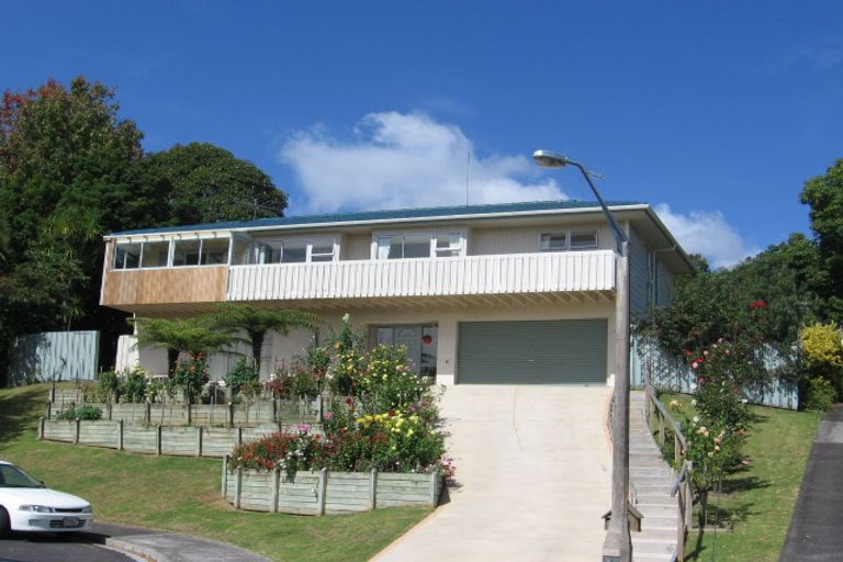 Photo of property in 11 Hague Place, Birkenhead, Auckland, 0626