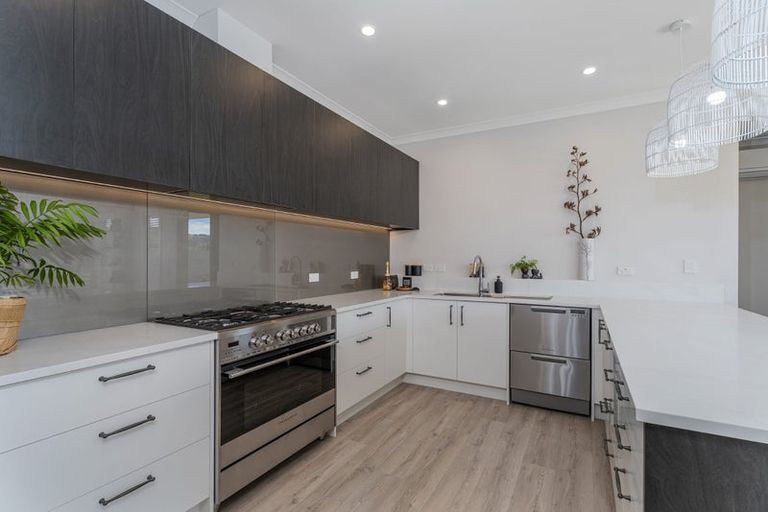 Photo of property in 168 Kupe Drive, Whitianga, 3510