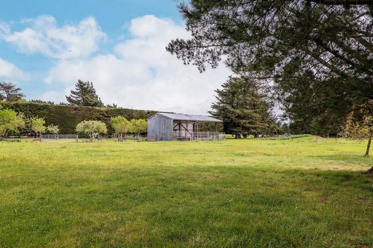 Photo of property in 4 Kennedys Hill Road, Fernside, Rangiora, 7471