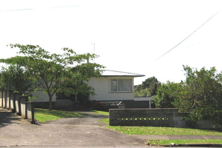 Photo of property in 37 Mason Street, New Lynn, Auckland, 0600