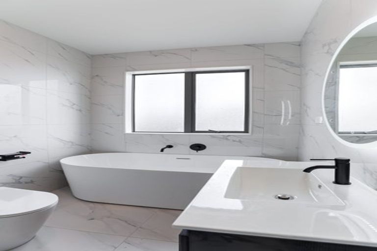 Photo of property in 17 Puwha Street, Massey, Auckland, 0614