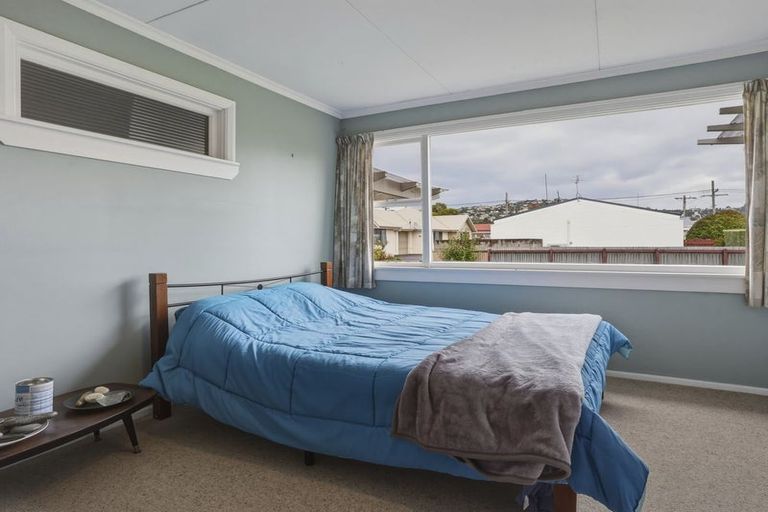 Photo of property in 21 Bradshaw Street, South Dunedin, Dunedin, 9012