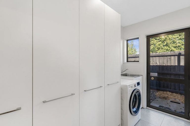Photo of property in 2/119 Withells Road, Avonhead, Christchurch, 8042