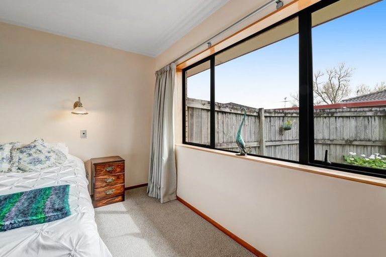 Photo of property in 5 Pengelly Place, Parakai, 0830