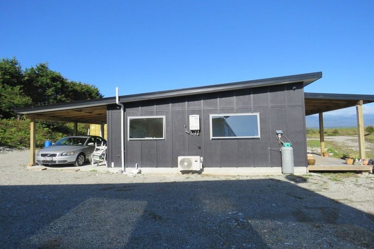 Photo of property in 169 Alma Road, Westport, 7892